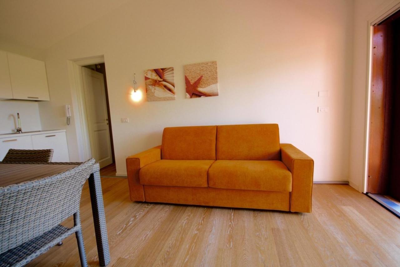 Residenze Dei Fiori Villa Порто Ротондо Стая снимка