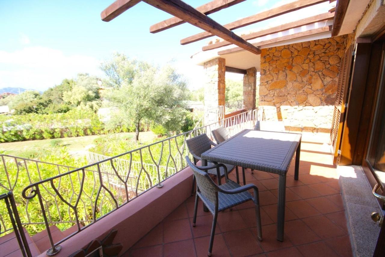 Residenze Dei Fiori Villa Порто Ротондо Стая снимка