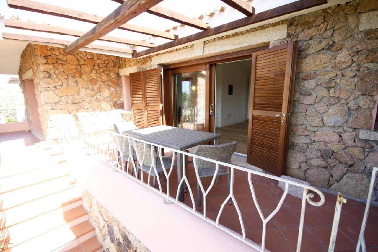 Residenze Dei Fiori Villa Порто Ротондо Стая снимка