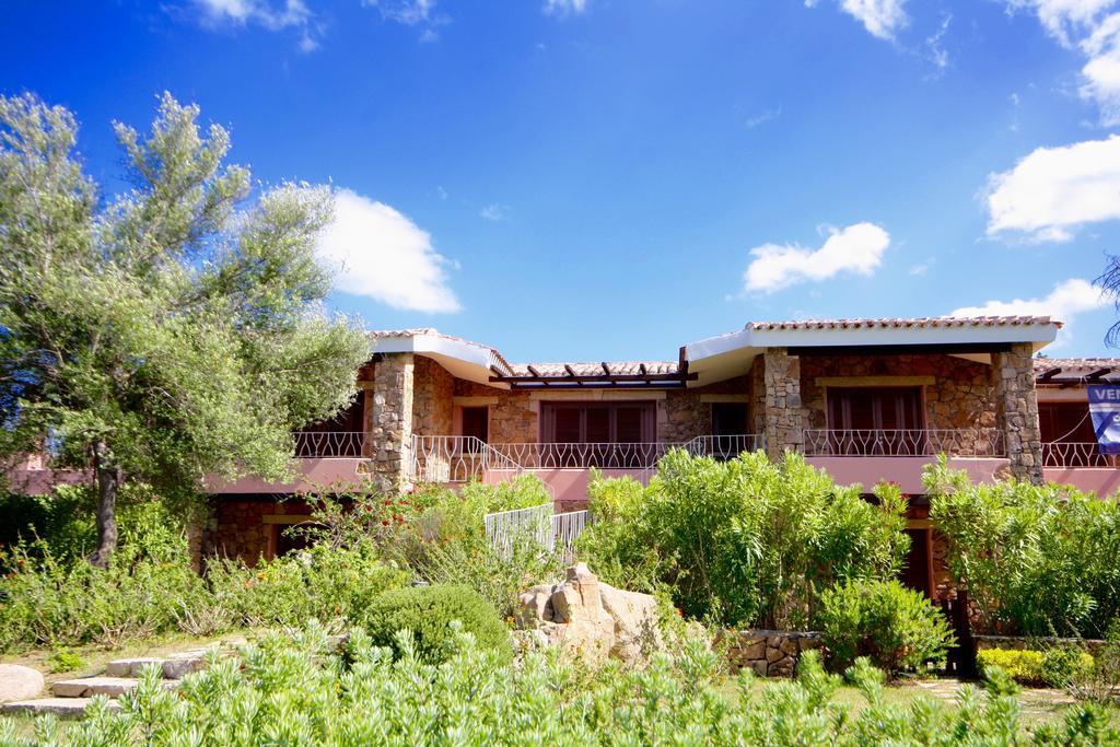 Residenze Dei Fiori Villa Порто Ротондо Екстериор снимка