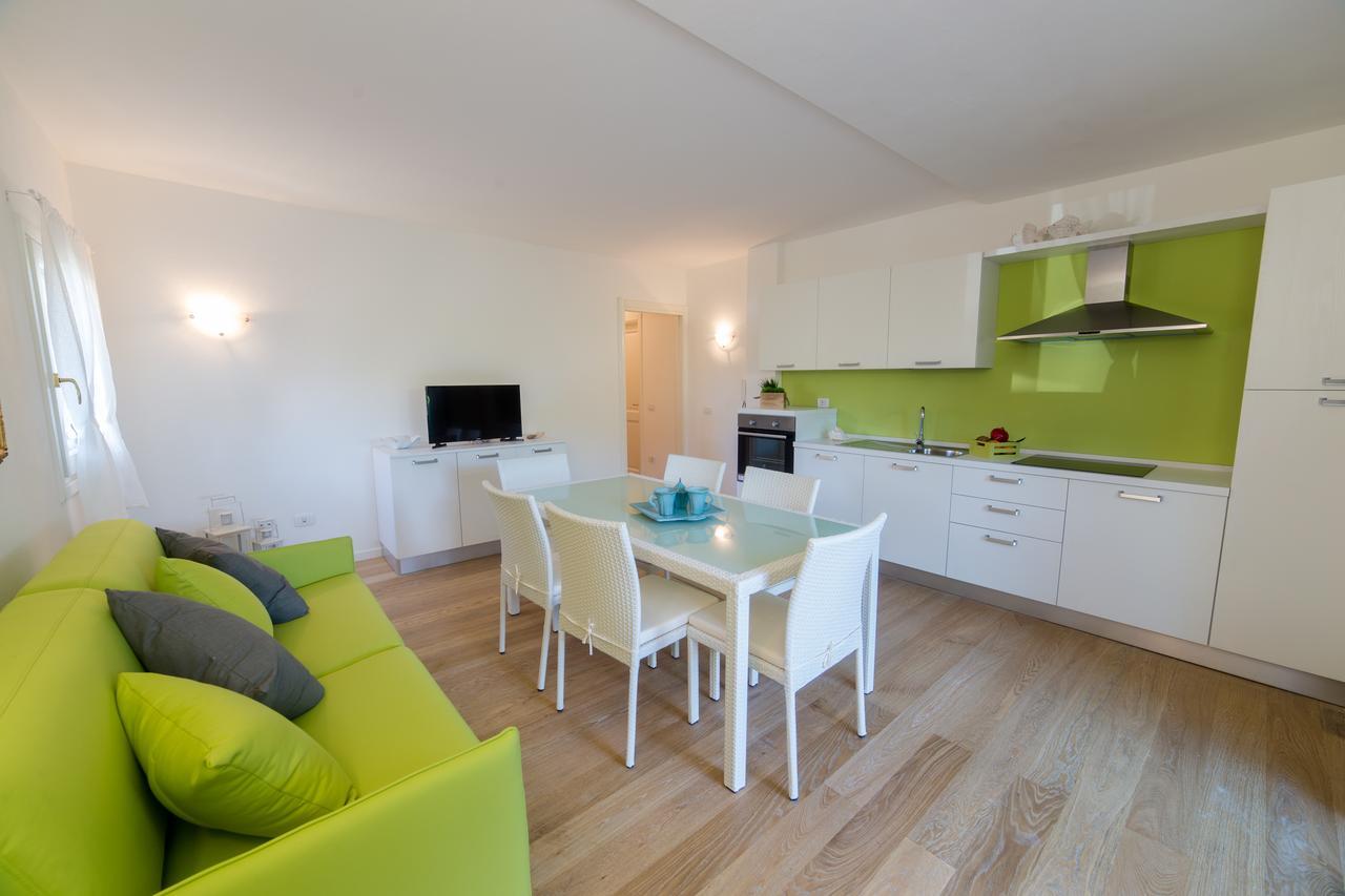 Residenze Dei Fiori Villa Порто Ротондо Екстериор снимка