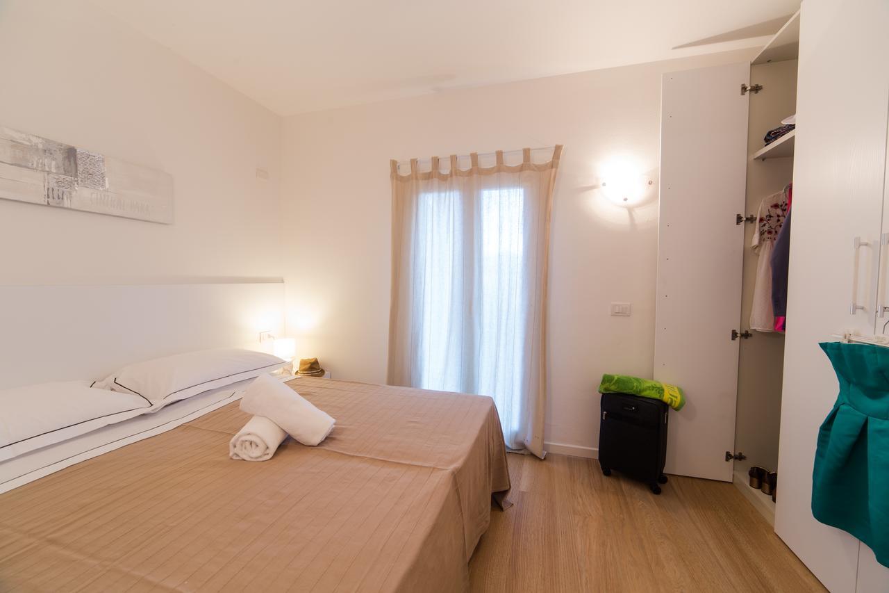 Residenze Dei Fiori Villa Порто Ротондо Екстериор снимка