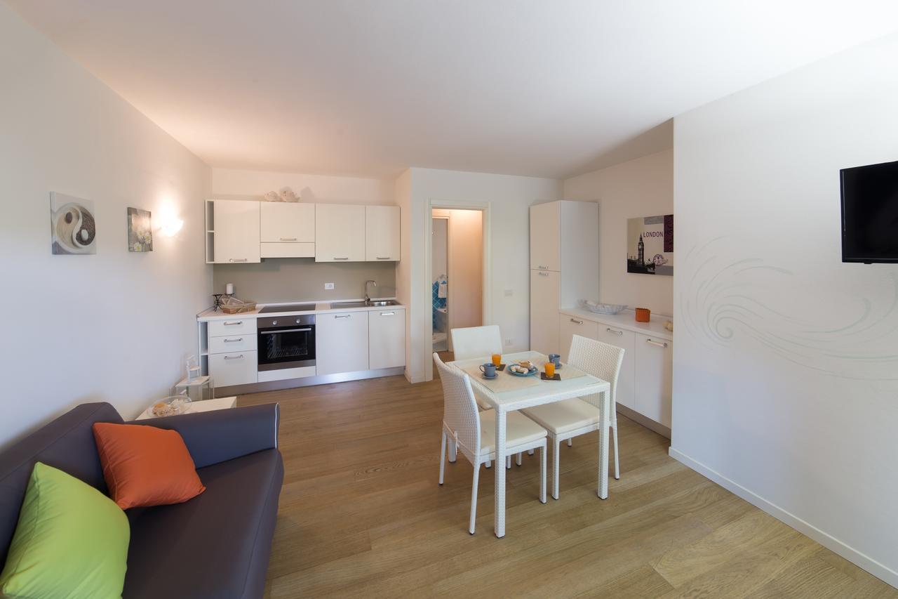 Residenze Dei Fiori Villa Порто Ротондо Екстериор снимка