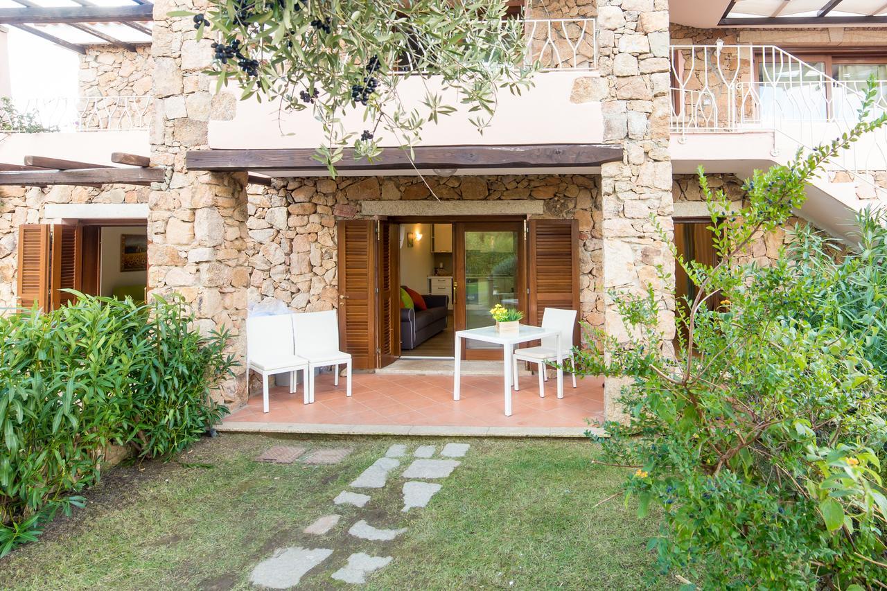 Residenze Dei Fiori Villa Порто Ротондо Екстериор снимка